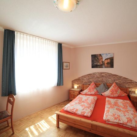 Cafe Am Donautor Hotel Kelheim Luaran gambar